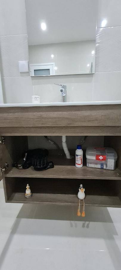 Cozy With Garden Near Town Center, Fully Renovated. * 雅典